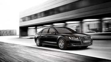 Audi A8 L Security 