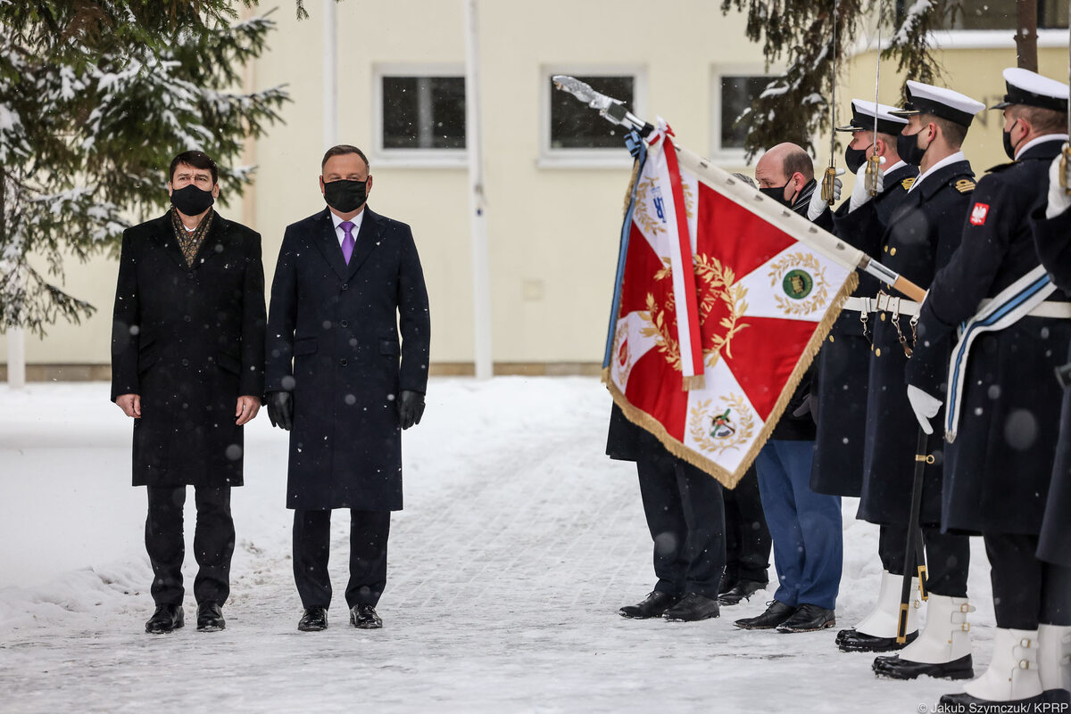 Ceremonia oficjalnego powitania prezydentów państw Grupy Wyszehradzkiej przez prezydenta Andrzeja Dudę 