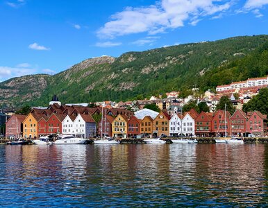 Miniatura: Trzy piękne miasta na wiosnę. LOT poleci...