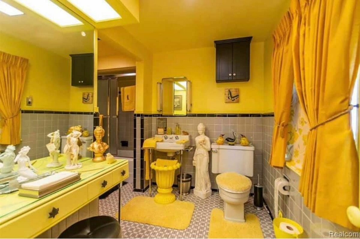 bad real estate pictures