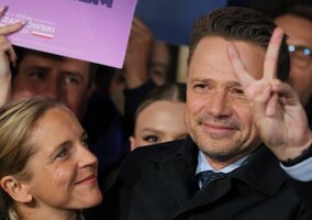 Miniatura: Emocje po wynikach exit poll. Trzaskowski:...