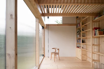 Drewniany domek na działkę, projekt BYRÓ Architekti 