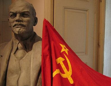 Miniatura: Większość Rosjan chwali Lenina