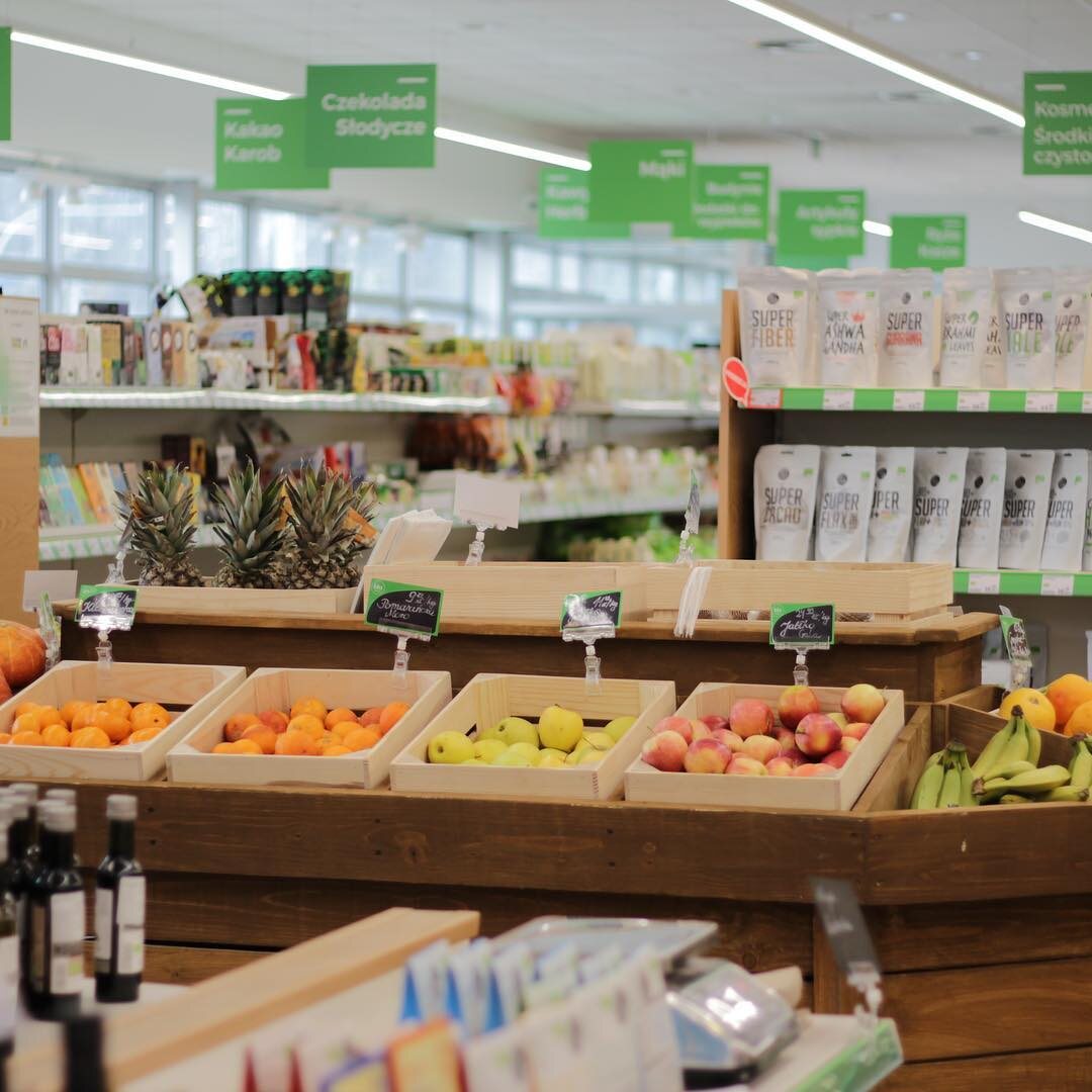 Supermarket Bio Family z ekologiczną żywnością 