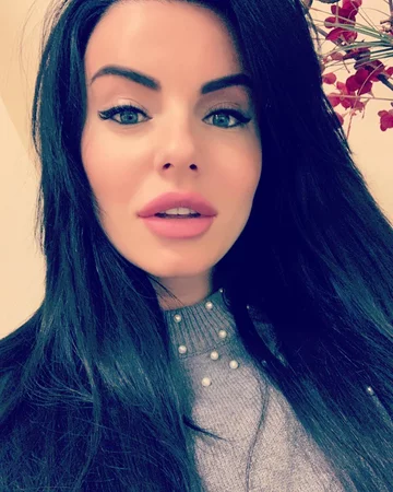 Julia Volkova 