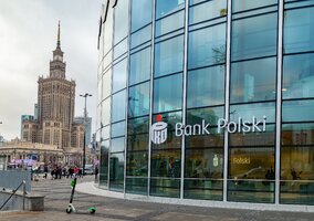 Miniatura: Tarcza dla&nbsp;gospodarki: PKO Bank...