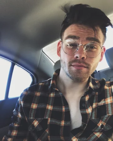 Elijah Daniel 