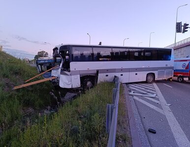 Miniatura: Kraków. Autobus uderzył w autobus. Nie...