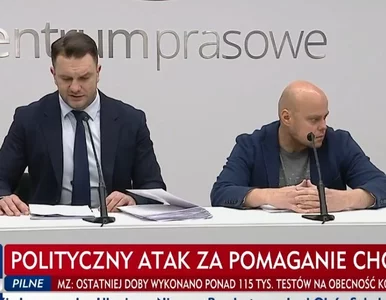 Miniatura: TVP Info i „paski” w sprawie Mejzy....