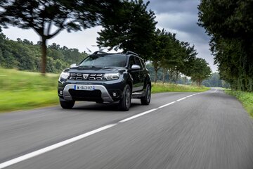 Trzy ważne auta dla&nbsp;Polak&oacute;w: Dacia Duster, Kia Sportage i&nbsp;Opel Astra