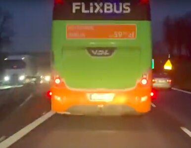 Miniatura: Kierowca autobusu blokował karetkę na...