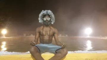 Uczestnicy "konkursu zamarzniętych włosów" 