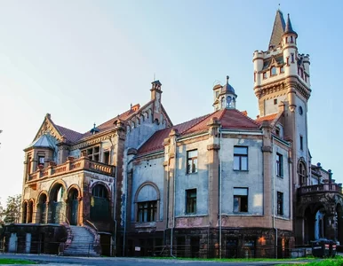 Miniatura: Polskie miasto ma pałac jak z bajki...