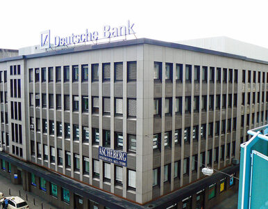 Miniatura: Deutsche Bank ostrzega przed kryzysem....