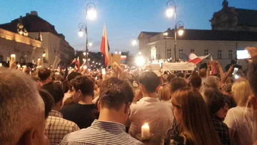 Protest przed Pałacem Prezydenckim 