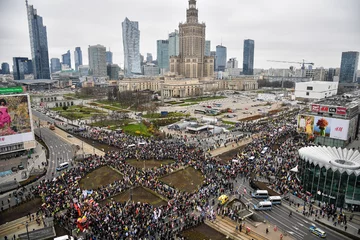 Narodowy Marsz Papieski w Warszawie 