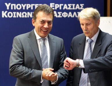 Miniatura: Grecja opóźnia reformy więc na miliardy...