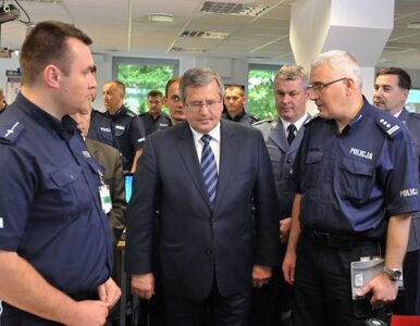 Miniatura: Komorowski do policjantów: oby was kibice...