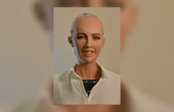 Sophia, humanoidalny robot obdarzony sztuczną inteligencją 