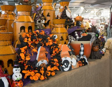 Miniatura: Produkty na Halloween z grosze. W sklepach...