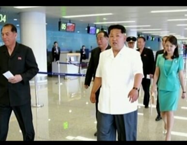 Miniatura: Kim wizytował nowy terminal w Pjongjangu....