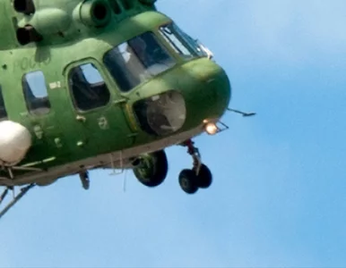 Miniatura: Awaryjne lądowanie śmigłowca na Kujawach....