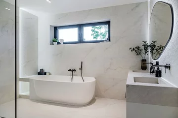 Dom słynnych influencerów: nowoczesne wnętrza pełne komfortu, elegancji i technologii 