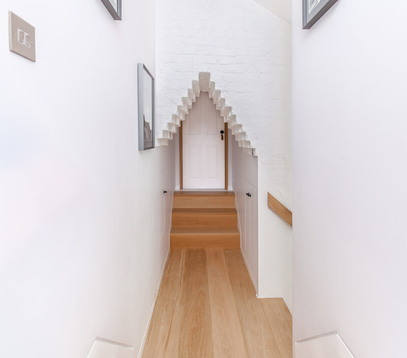 Apartament powstały z połączenia dwóch małych mieszkań, projekt XUL Architecture