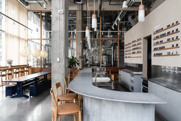 Lokal dla miłośników piwa, projekt Atelier L'Abri v2com, 1685-04