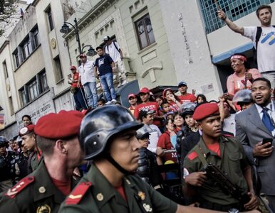 Miniatura: Wenezuela: bójka w parlamencie