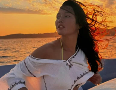 Miniatura: 49-letni Tobey Maguire i młodziutka Lily...