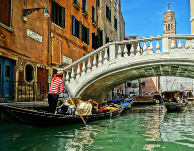 Miniatura: Wenecja ograniczy turystykę. Ogromne...