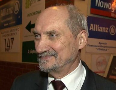 Miniatura: Macierewicz: Smoleńsk? Najważniejsze są...