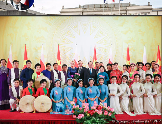 Miniatura: Wizyta pary prezydenckiej w Wietnamie