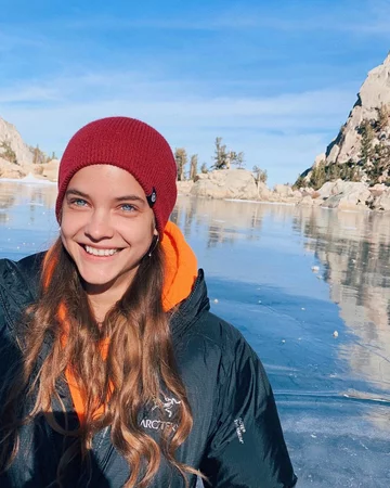 Barbara Palvin 
