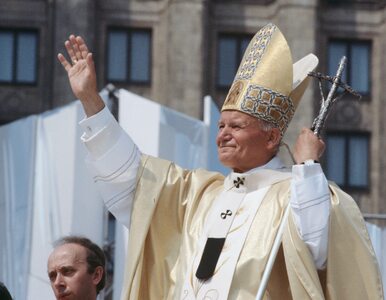 Trudny quiz z życia i działalności Jana Pawła II. Odpowiesz chociaż na...