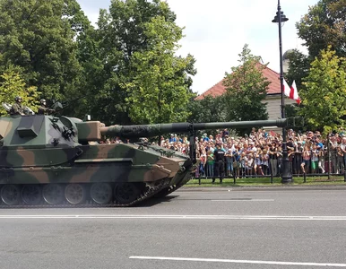 Miniatura: Kolejna dostawa uzbrojenia z Polski na...