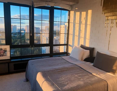 Miniatura: Wynajął pokój na Airbnb. Na miejscu...