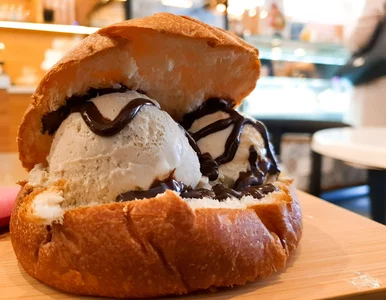 Miniatura: Brioche con gelato, czyli lodowa kanapka,...