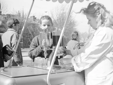 Miniatura: Pamiętasz PRL? Spróbuj sił w...