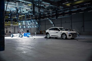 Centrum Bezpieczeństwa Pojazd&oacute;w Audi