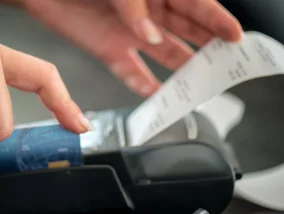 Miniatura: 500 zł za paragon w złym koszu....