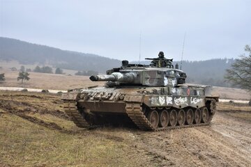 Czołg Leopard 2&nbsp;w&nbsp;wersji 2A4.