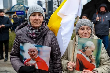 Narodowy Marsz Papieski w Warszawie 