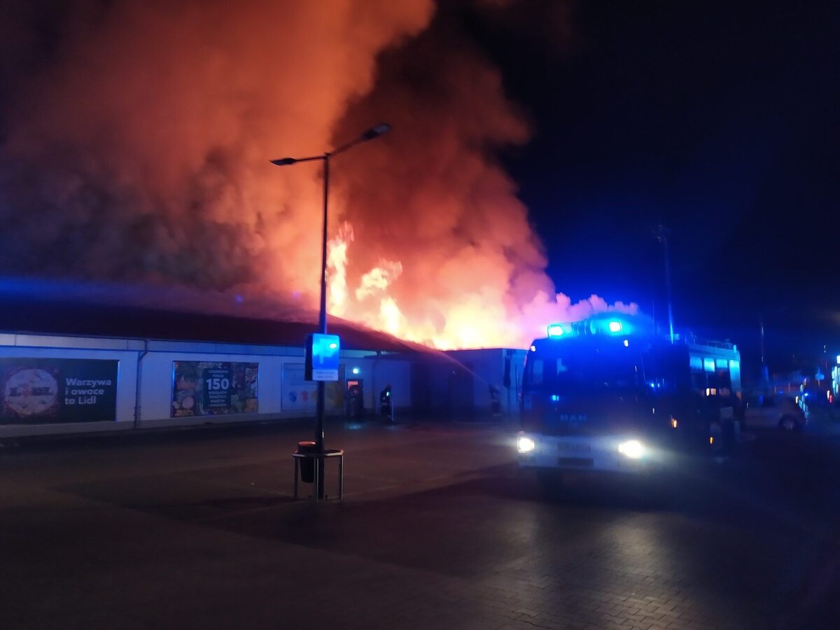 Pożar Lidla w Kielcach 