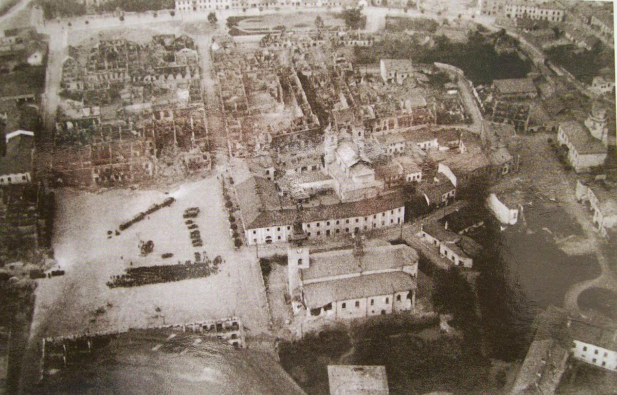 Wieluń po bombardowaniu. Zniszczenia centrum z lotu ptaka 