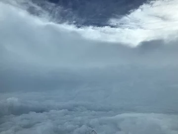 Łowcy burz pokazali, jak wygląda Irma od środka 