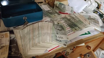 Przeszukanie w mieszkaniu Tomasza D. 