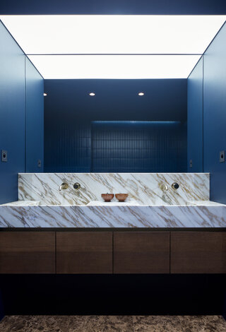 Kolorowe mieszkanie, projekt Lenka Mikova Architekti