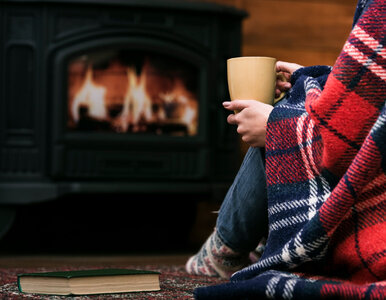 Miniatura: Szyba kominka czernieje w kilka dni? Nikt...